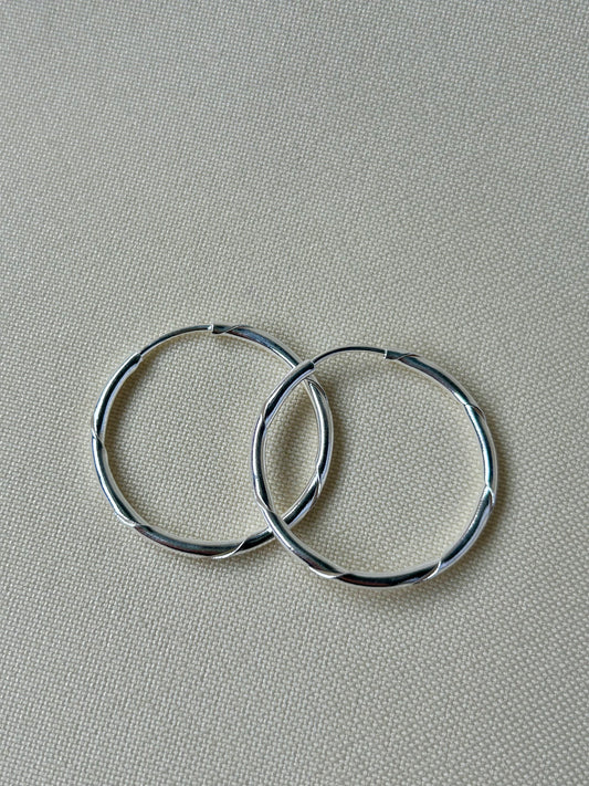 Argollas 25 mm enchapadas en plata