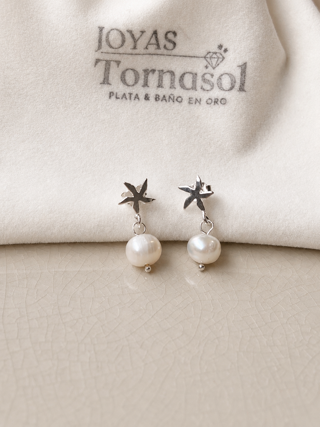Aros Estrella y Perla Natural en Plata 925