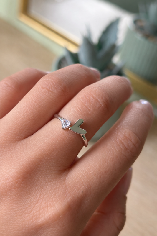 Anillo Corazones y Circón Ajustable