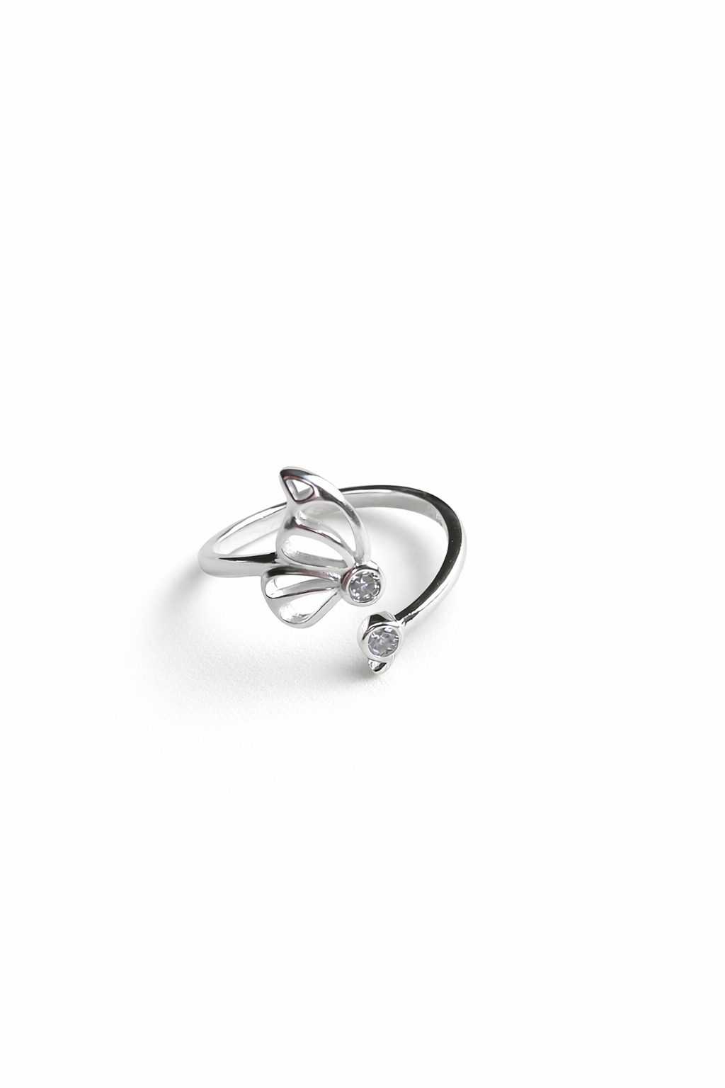 Anillo Mariposa y Circón Ajustable