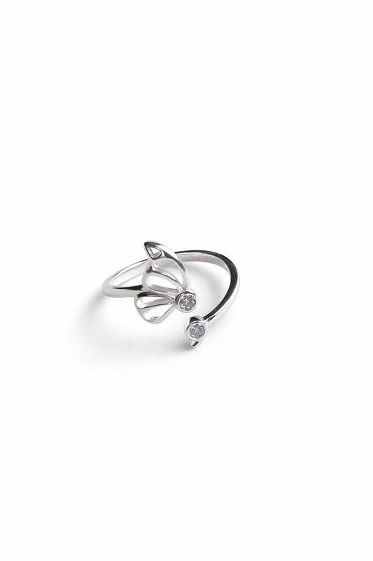 Anillo Mariposa y Circón Ajustable