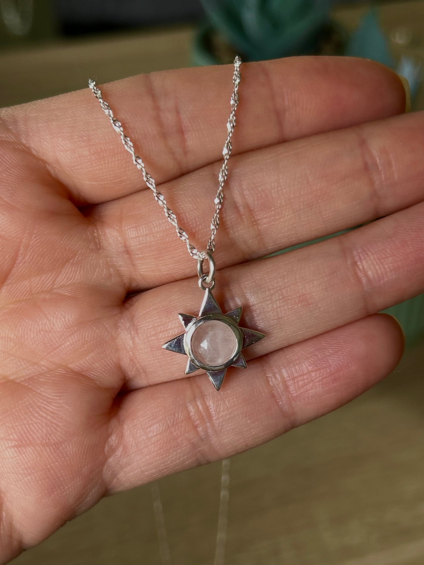 Collar sol cuarzo rosado