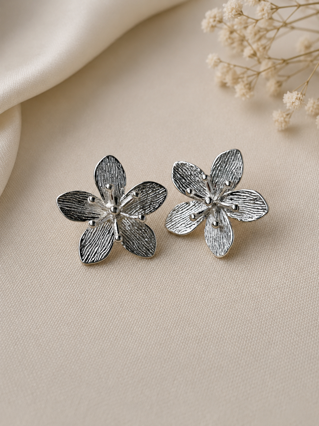 Aros Flor 30 mm enchapados en plata
