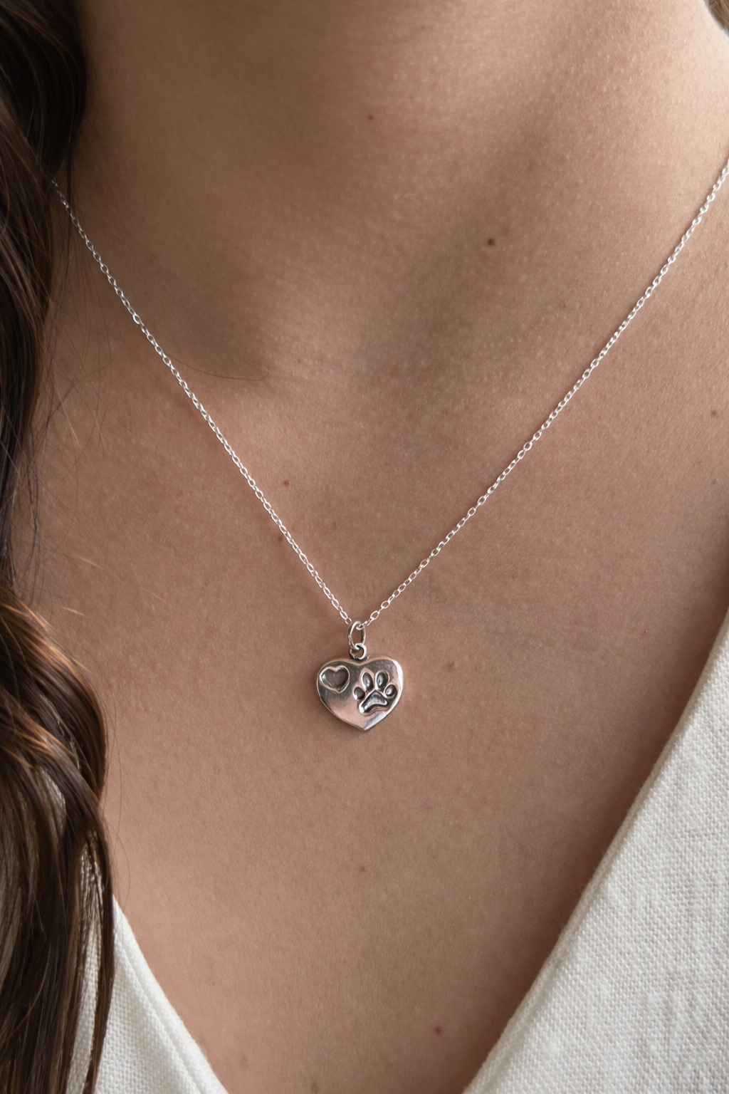 Collar Corazón con Huellita de Perrito en Plata 925